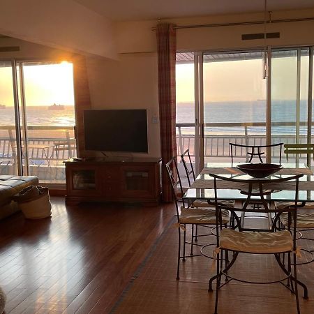 Royal Seavieuw Apartment Calais Exterior photo
