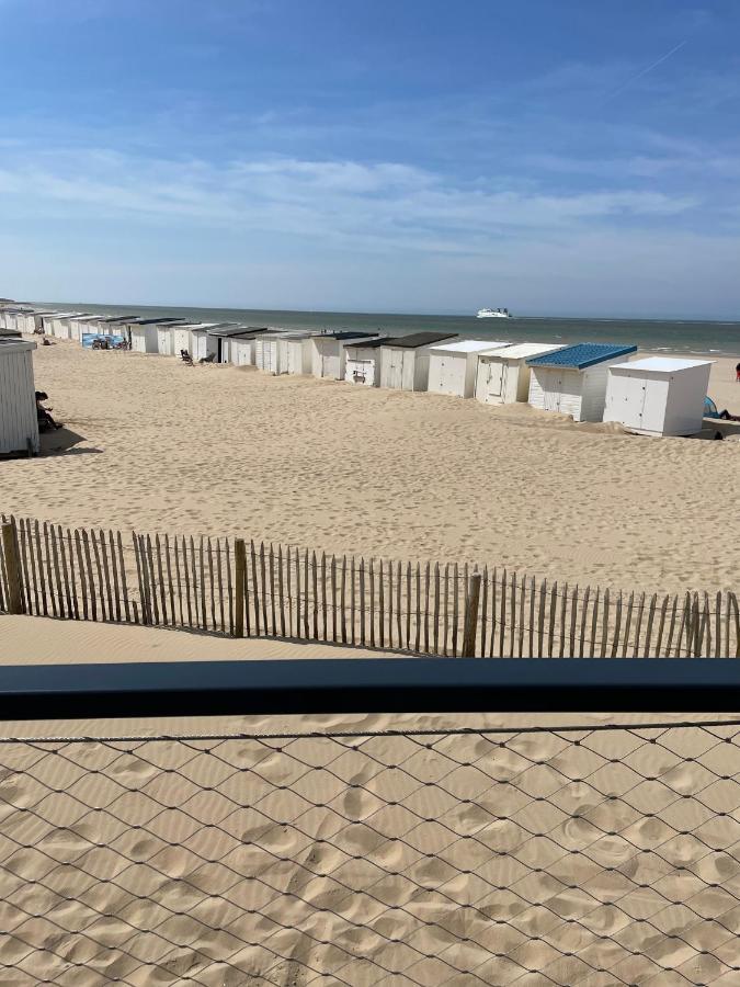 Royal Seavieuw Apartment Calais Exterior photo